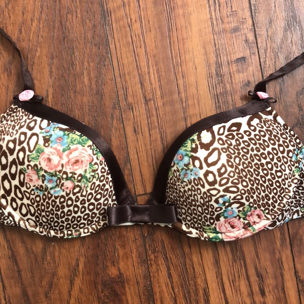 Intimissimi Floral Animal Print Bra